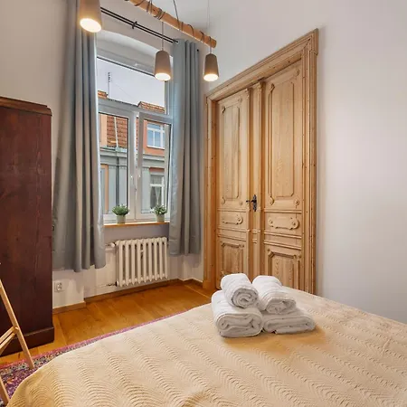 Oak Doors Przy Rynku Wroclaw