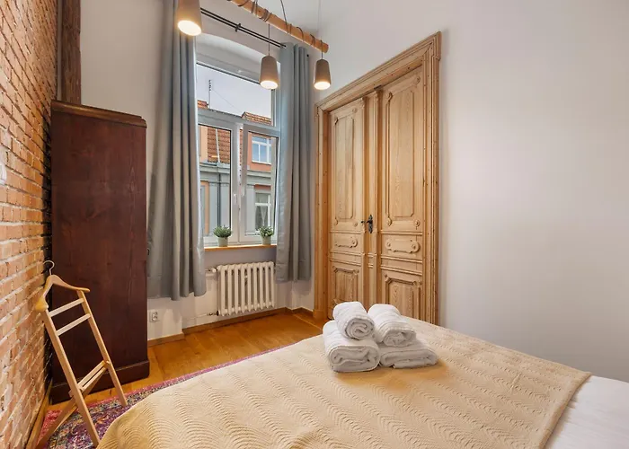 Oak Doors Przy Rynku ヴロツワフ